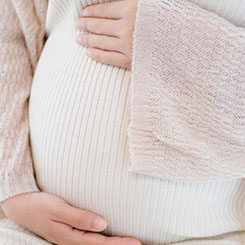 他认为，智能电池💡“想象空间💯巨大”👯‍♂️，相关👭🚐产品可应用💽于机器人、无🍆